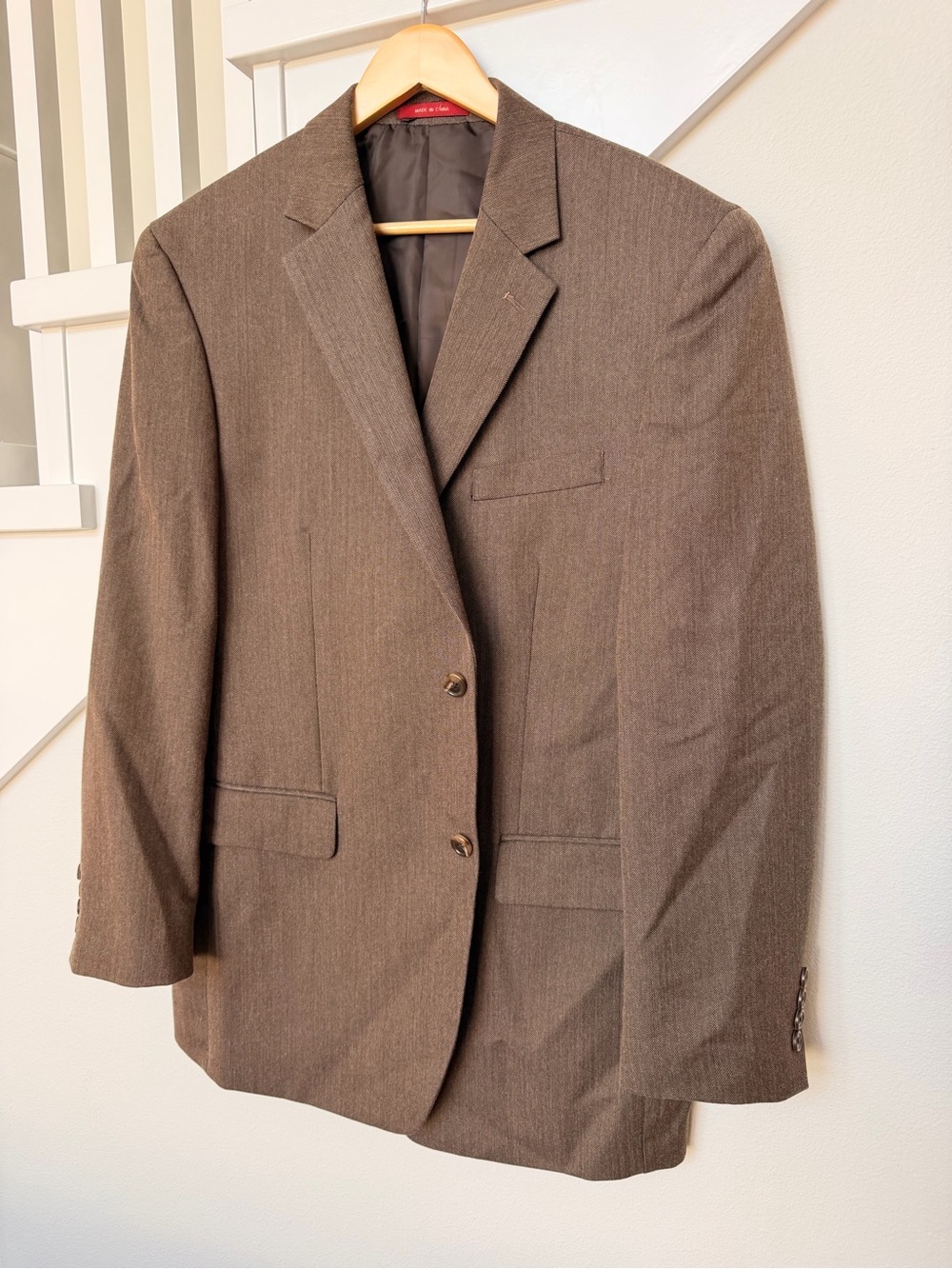 Izod Men's Brown Two-Button Sport Coat Blazer - Picture 1 of 5